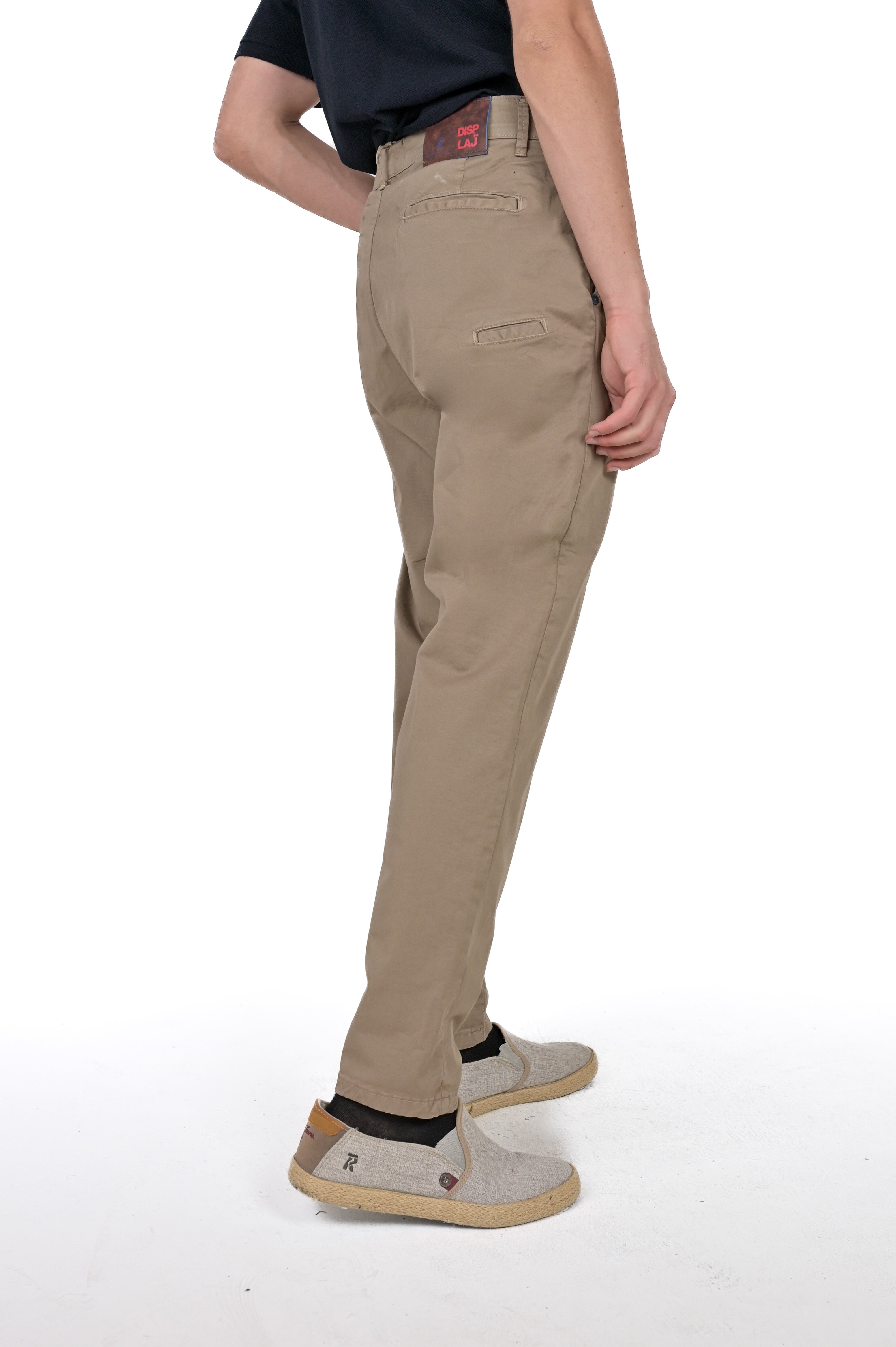 Pantaloni tapered New Private fango SS24