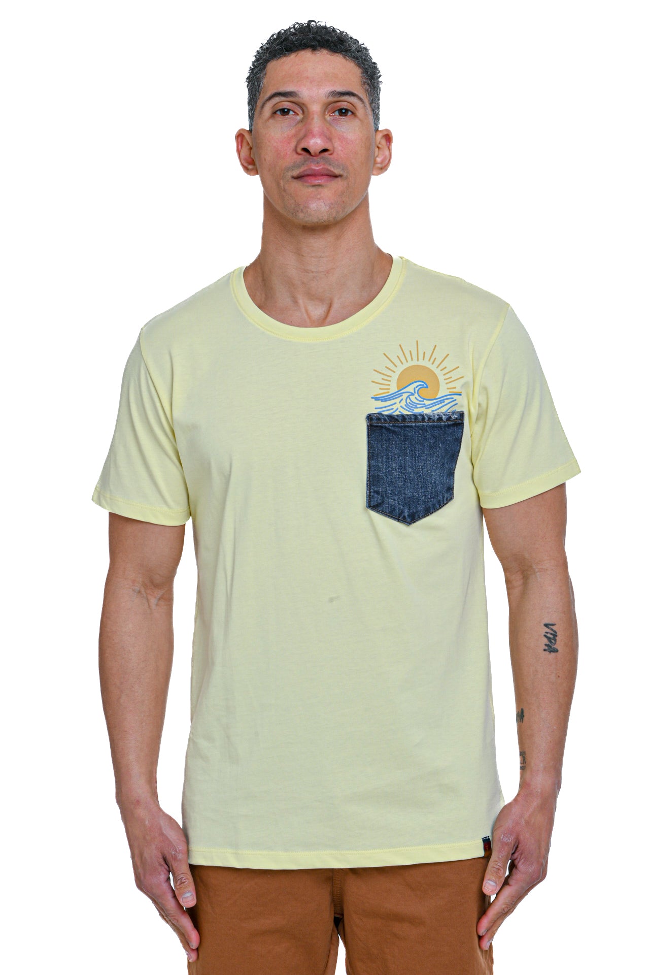 T-shirt con taschino DPE 2330 giallo SS23