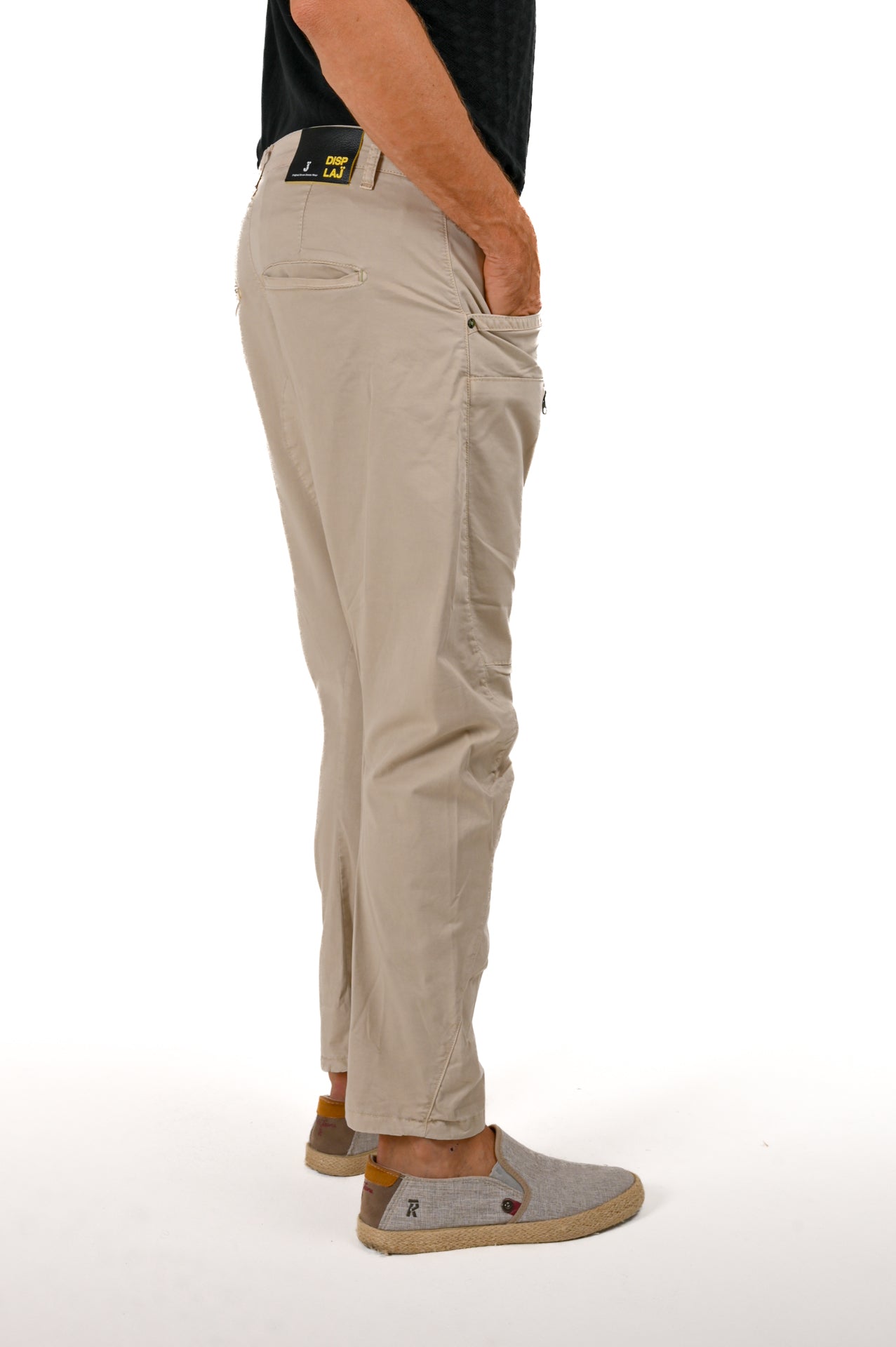 Pantaloni in cotone loose Out SS23