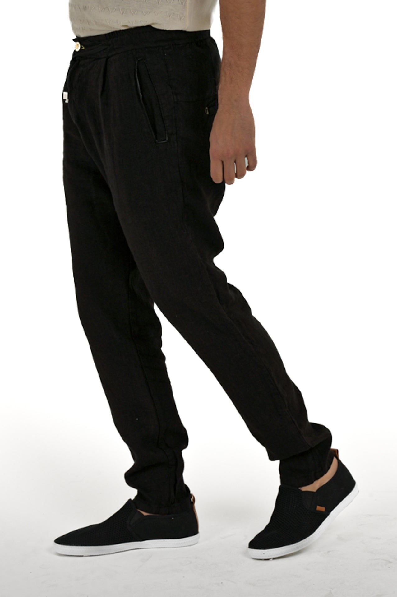 Roby Nero SS25 Tapered Linen Trousers