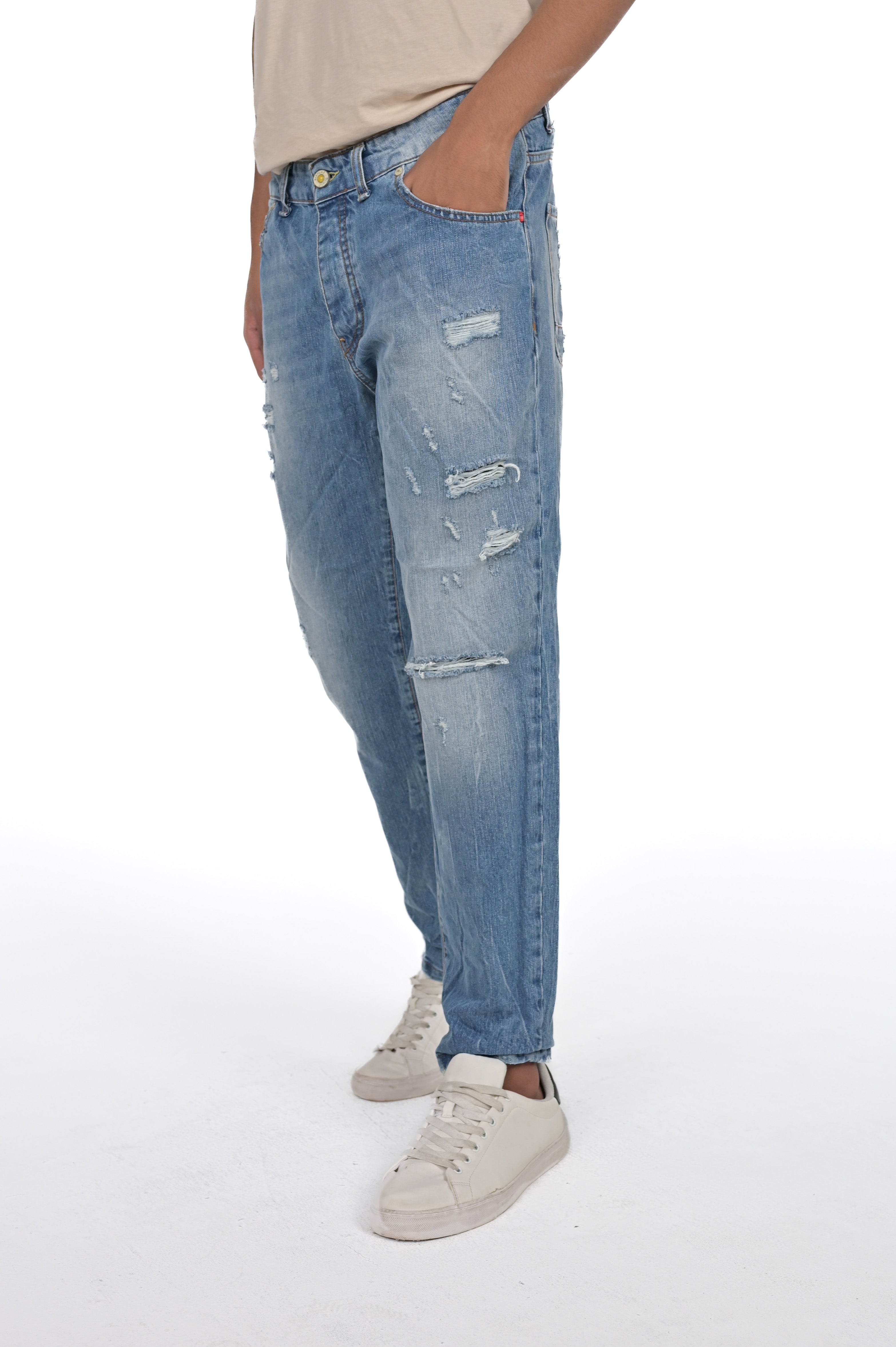 DISPLAJ Jeans