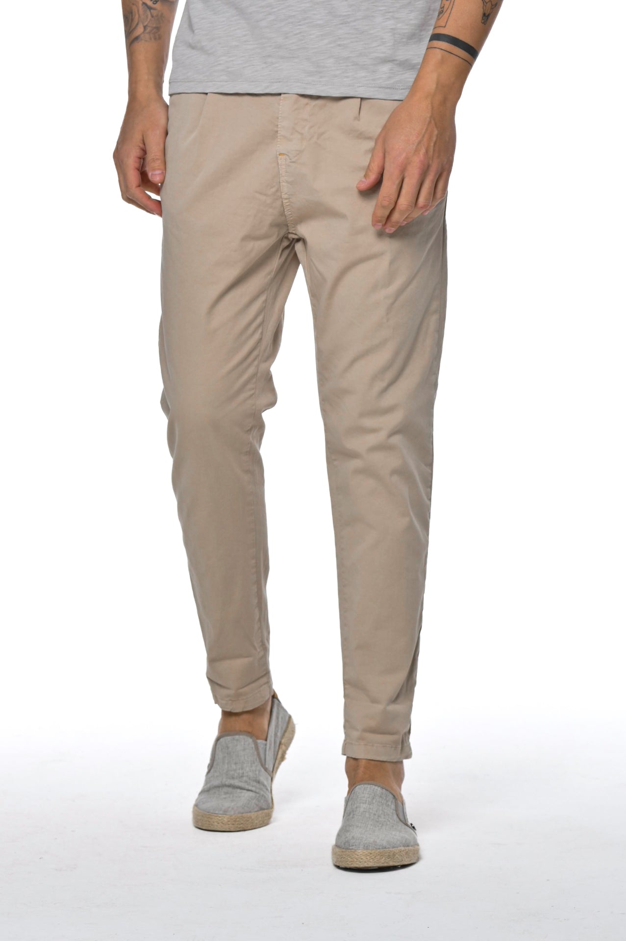 Pantaloni tapered New Private Raso SS23