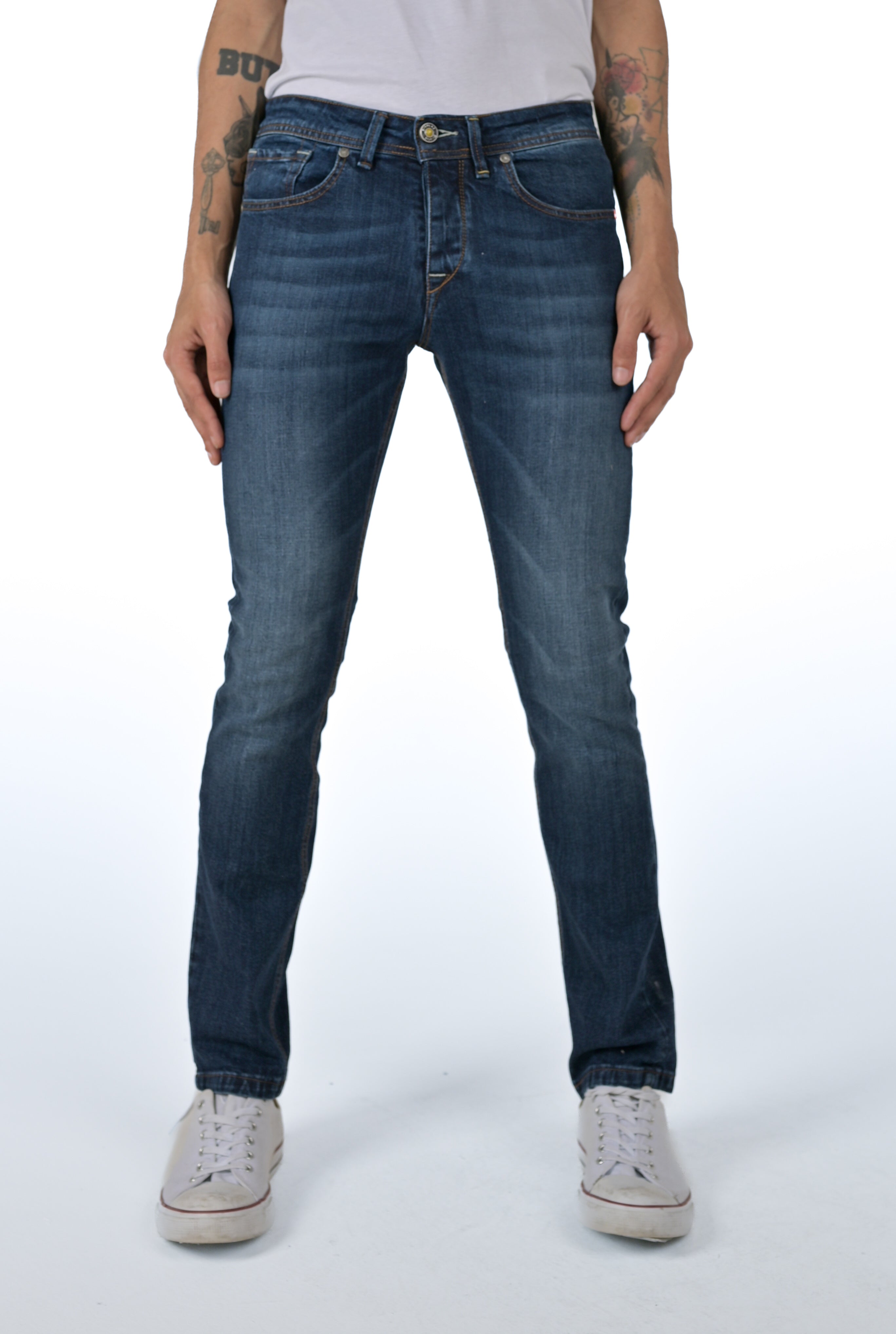 DISPLAJ Jeans