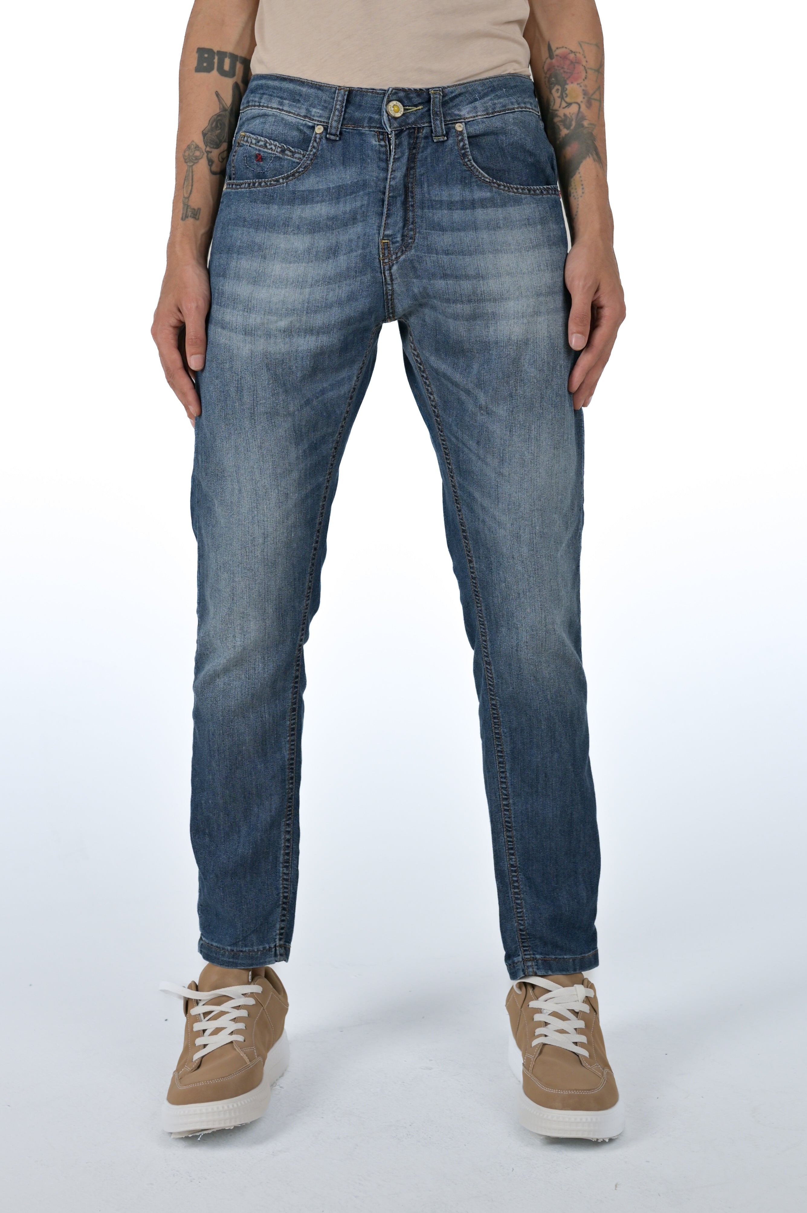 DISPLAJ Jeans