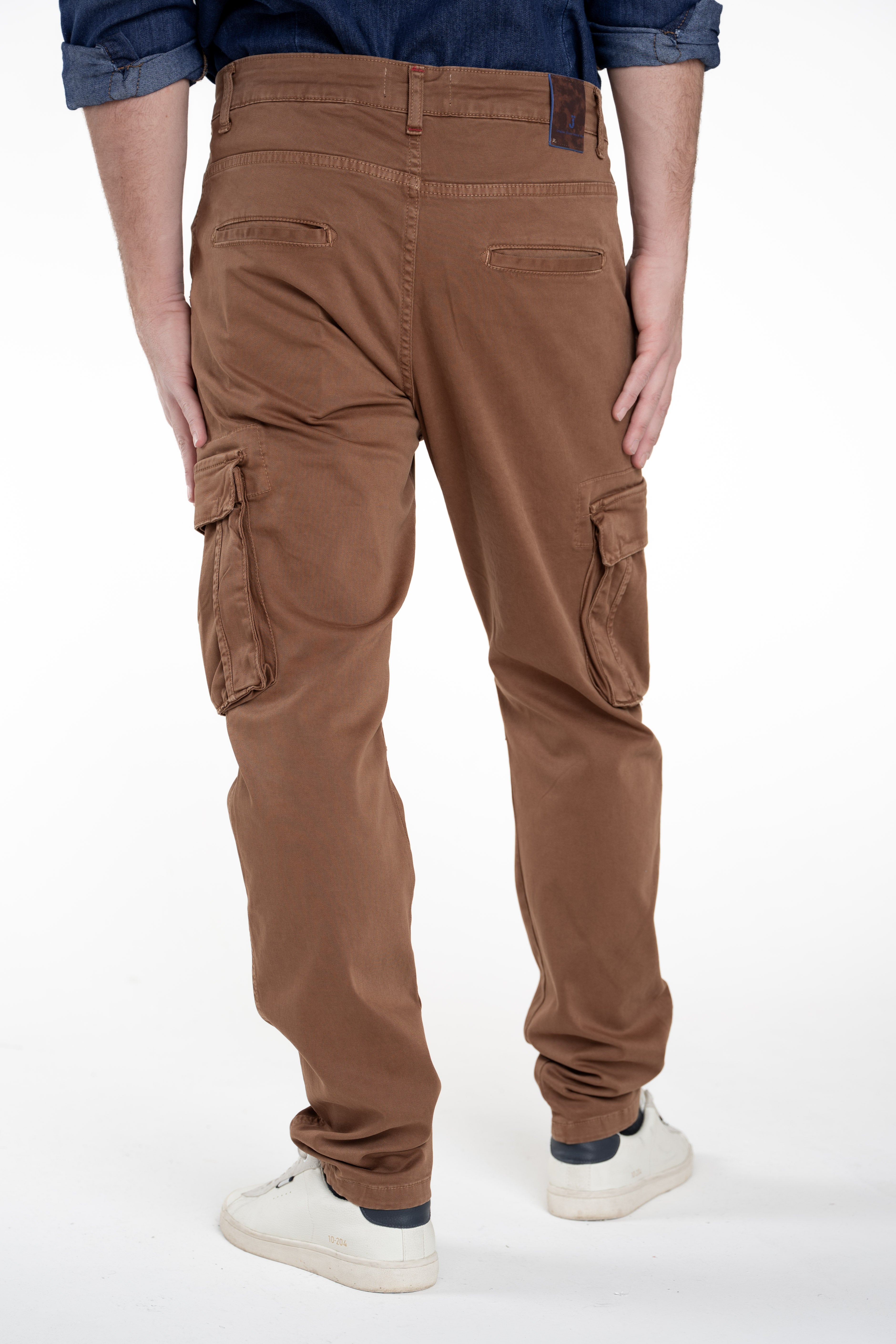 Pantaloni Regular Marktas