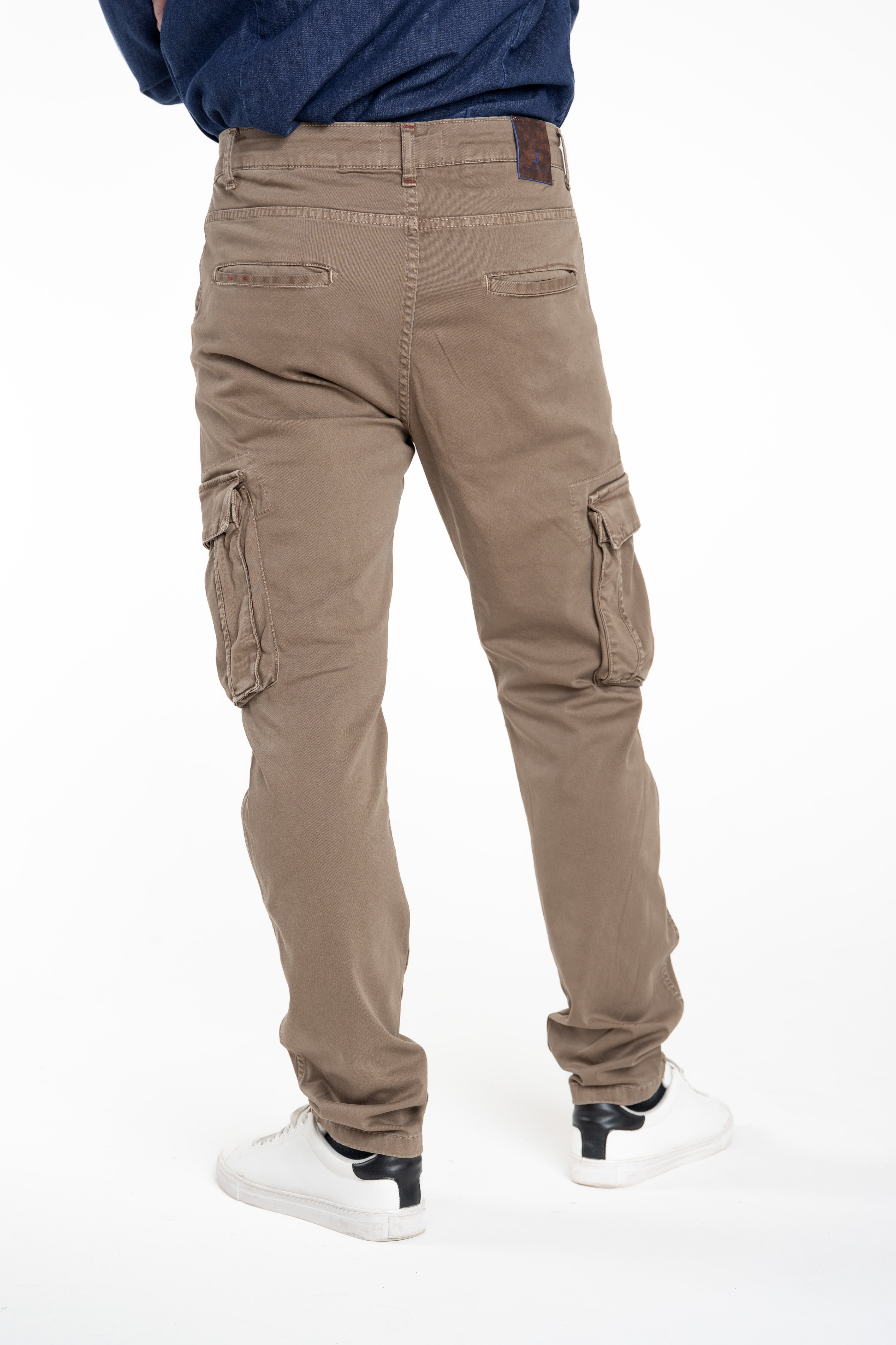 Pantaloni Regular Marktas