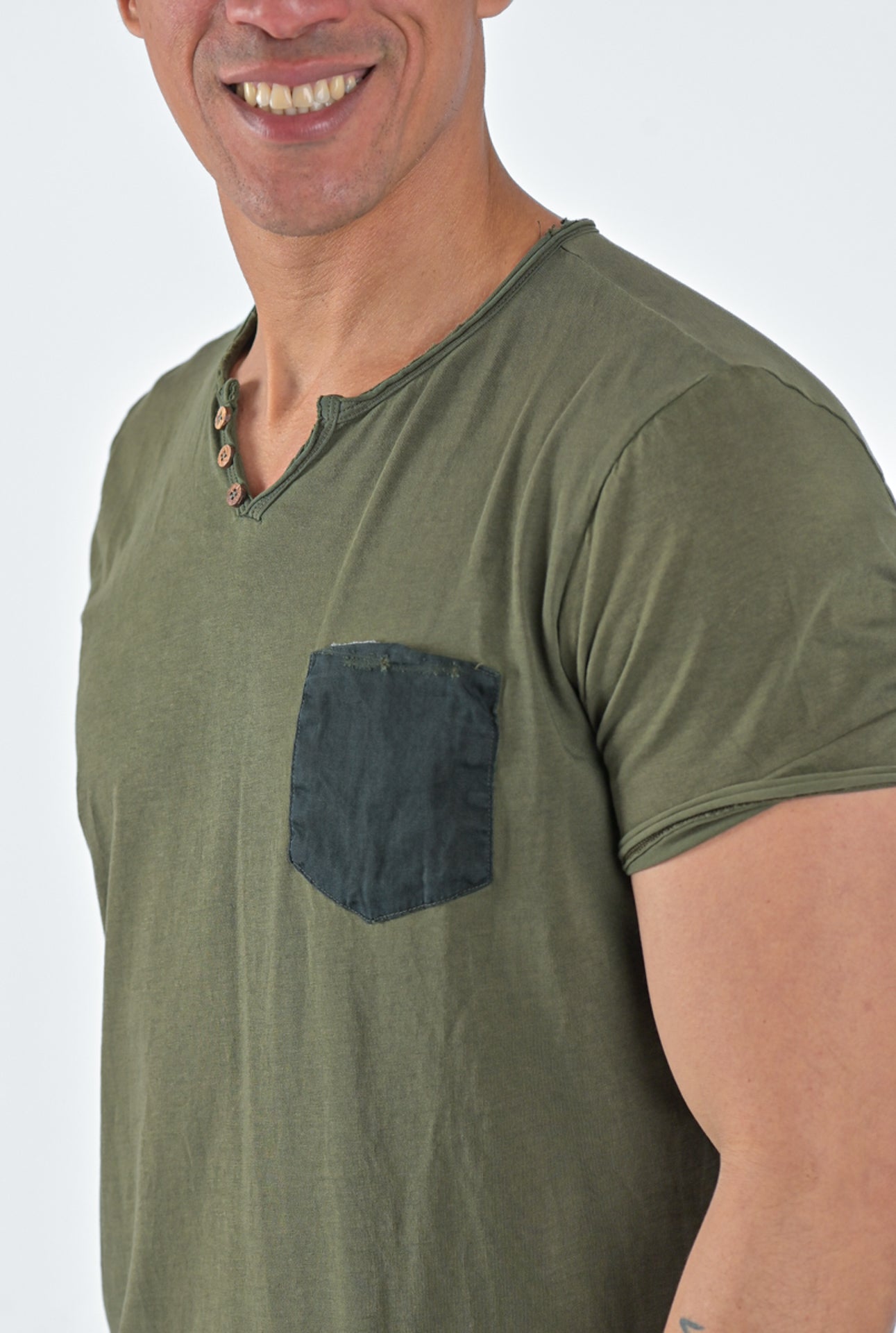 T-shirt with pocket DPE 2328 SS23