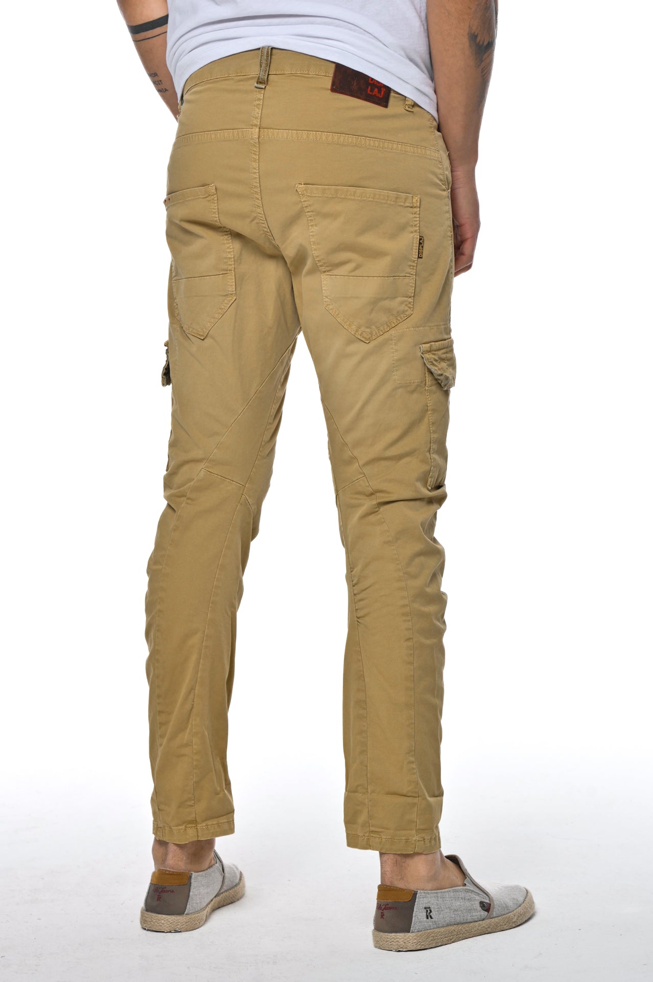 Pantaloni tapered New Evolution Old SS23