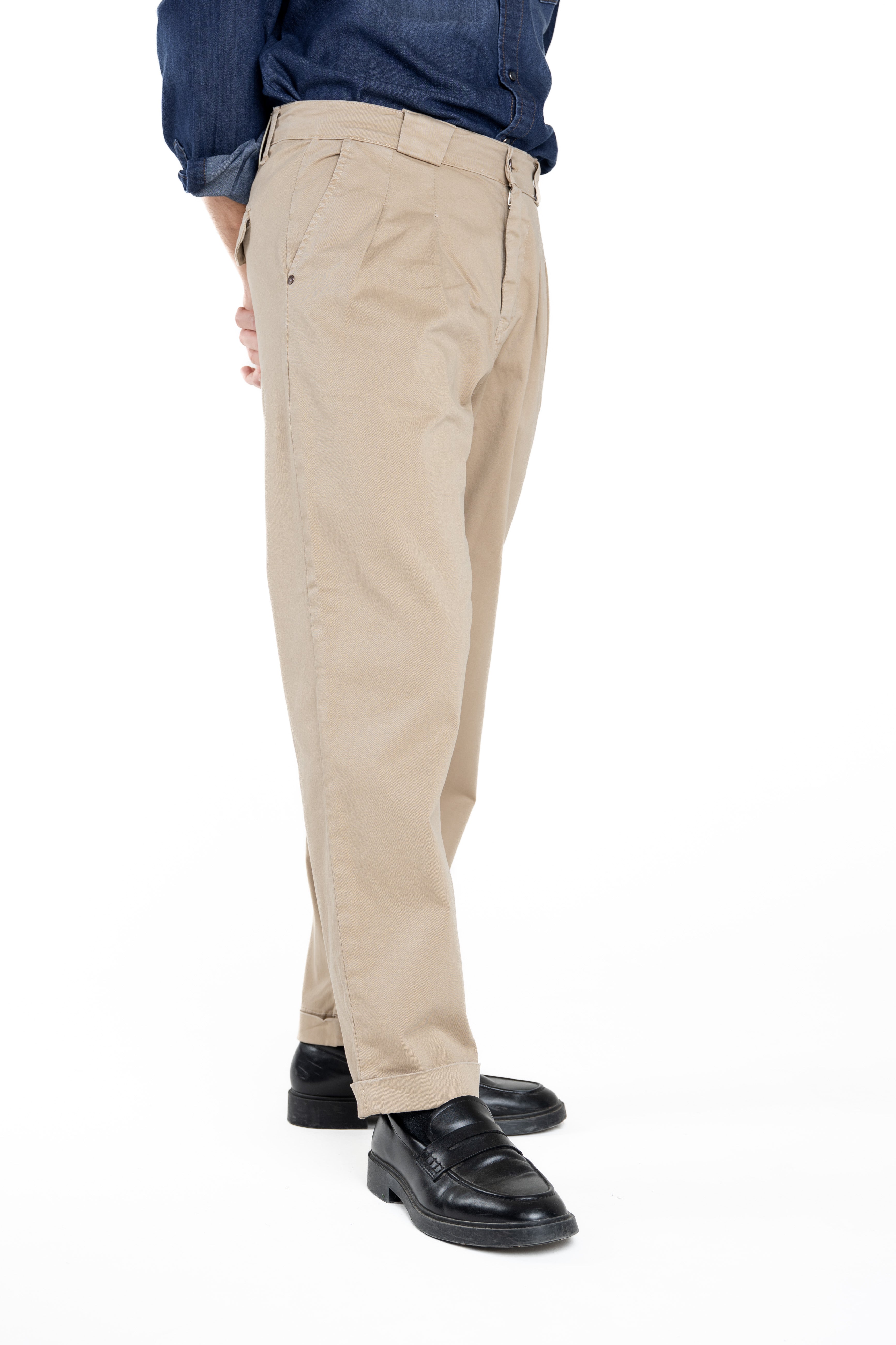 Classic loose trousers Dance Bull beige FW24/25