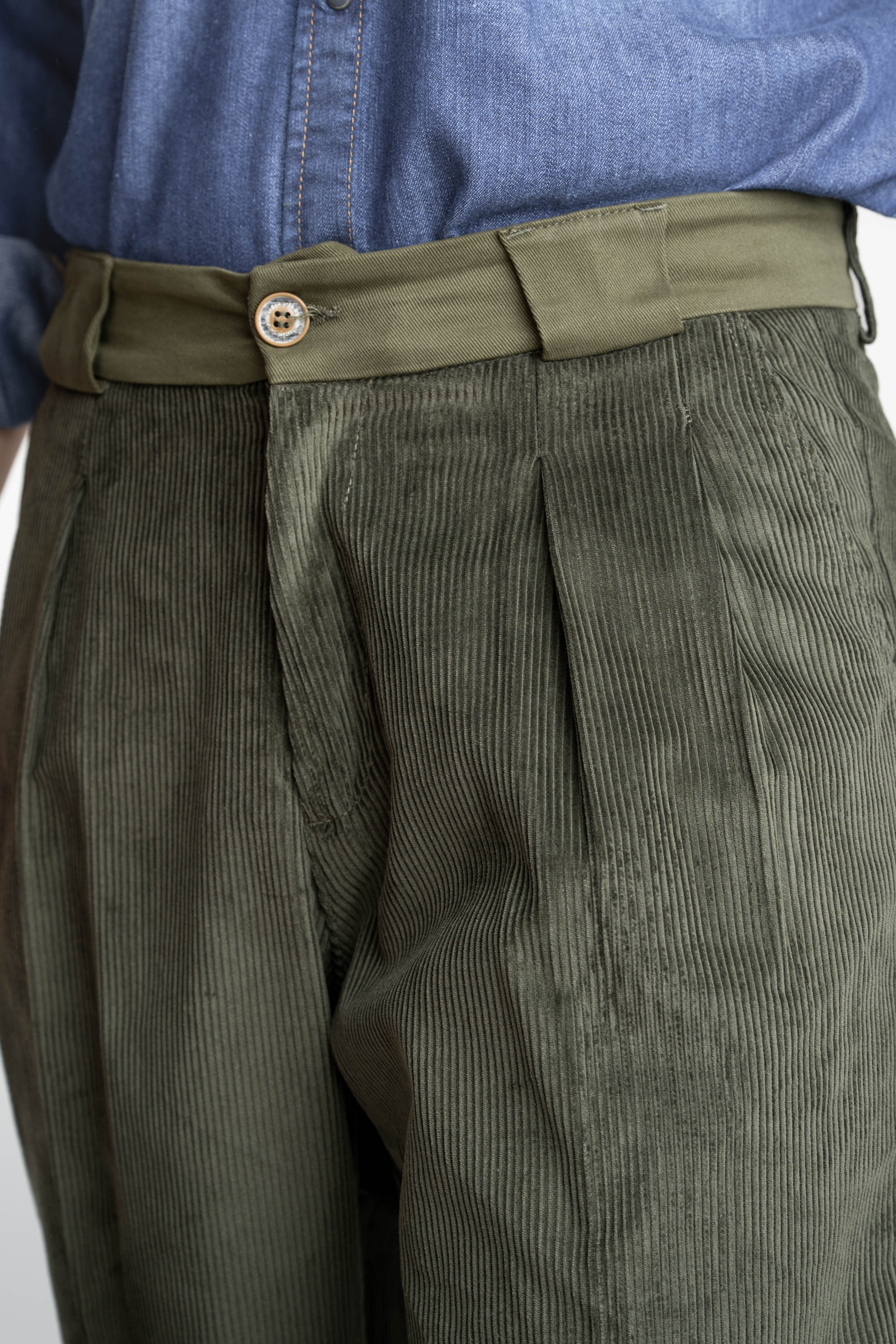 Classic loose trousers Dance Bull beige FW24/25