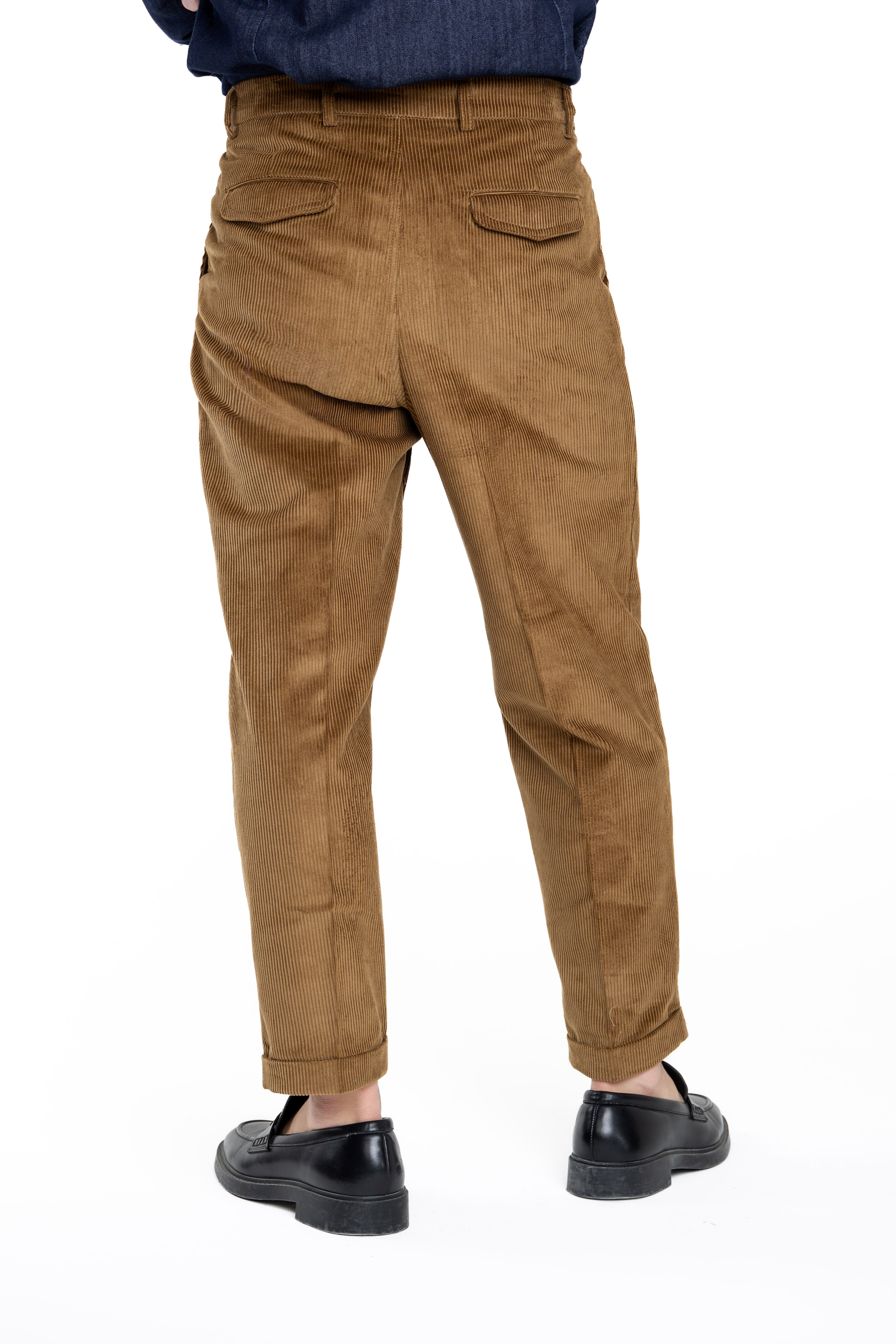 Classic loose trousers Dance Bull beige FW24/25