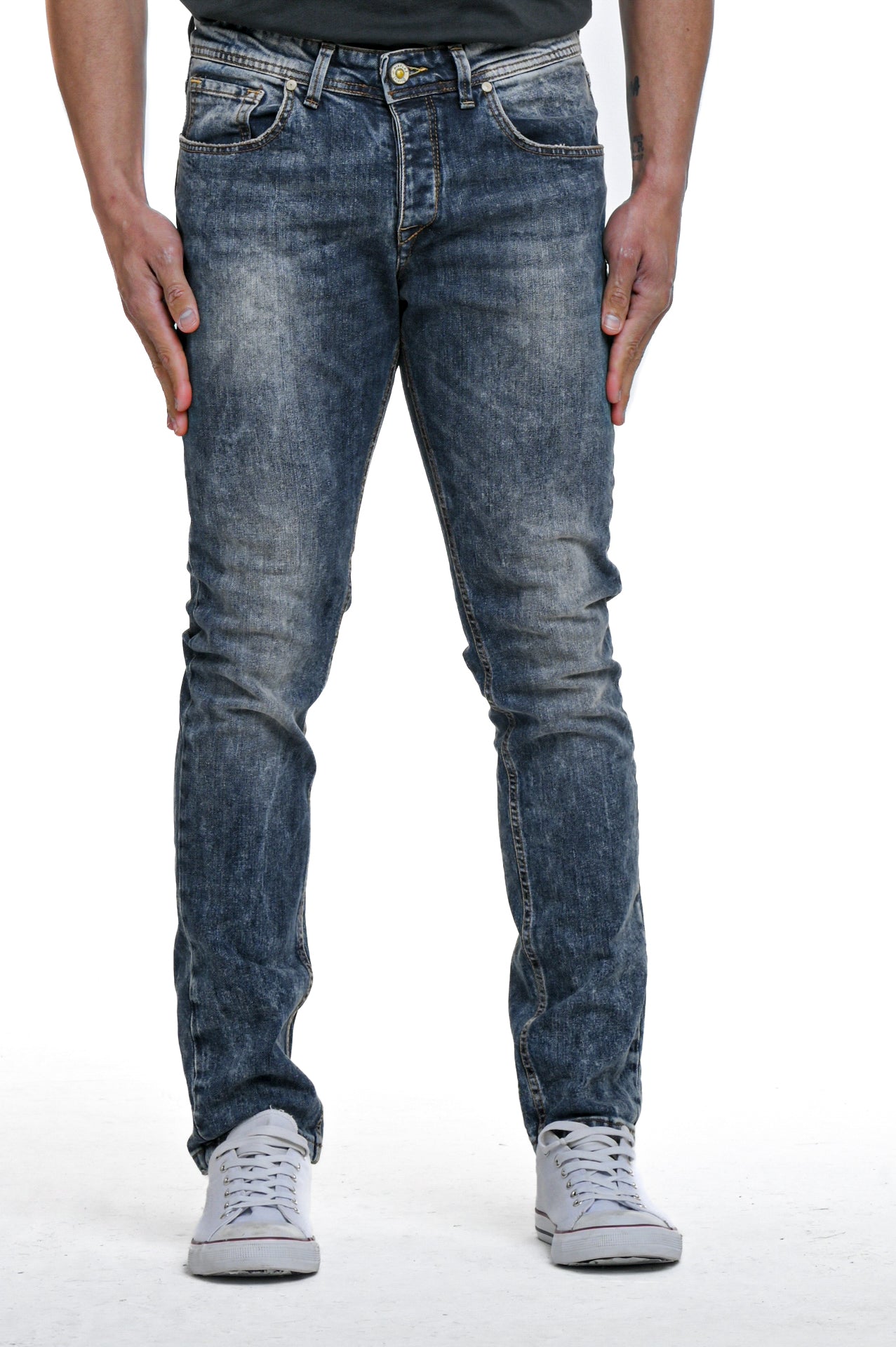 DISPLAJ Jeans