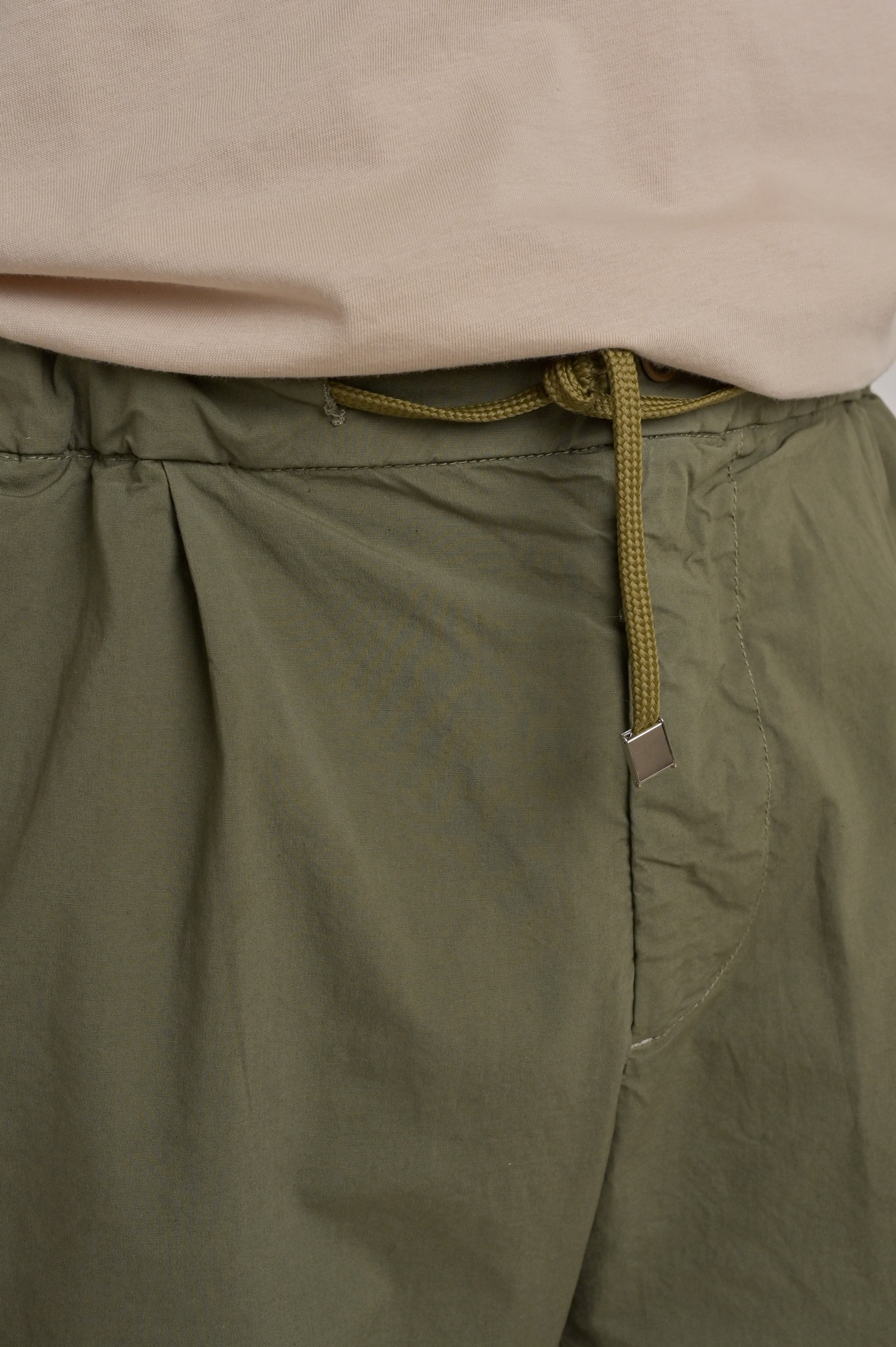 Pantaloni Classici regular Net AND verde SS25