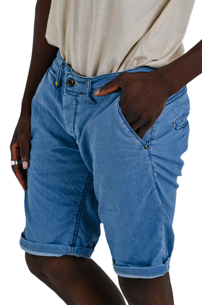 Bermuda slim Martin Light Heart SS24