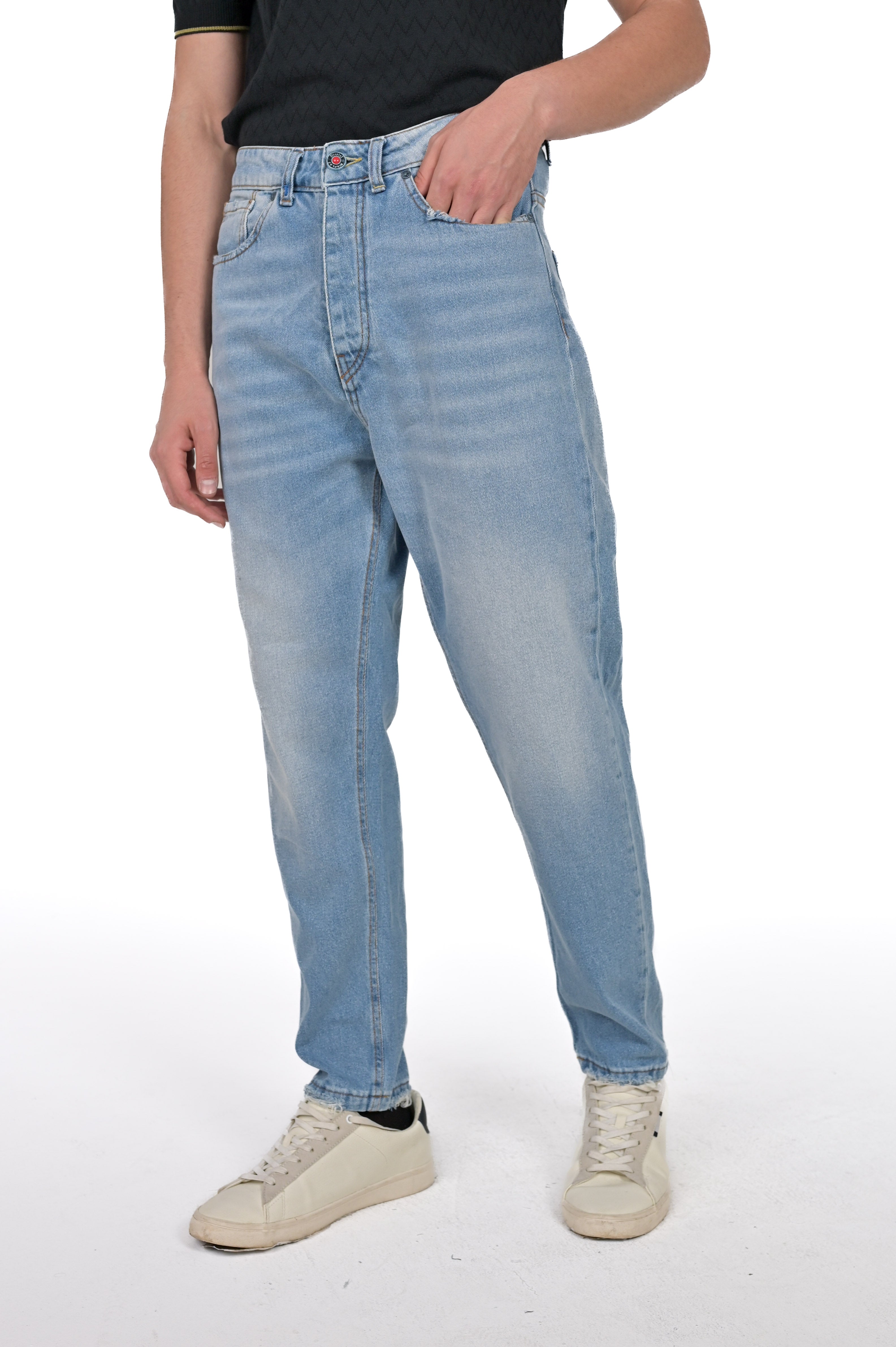 DISPLAJ Jeans